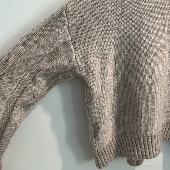 WEARING YOUR HEART ON YOUR SLEEVE Knit Cardigan - Picture 7 of 7